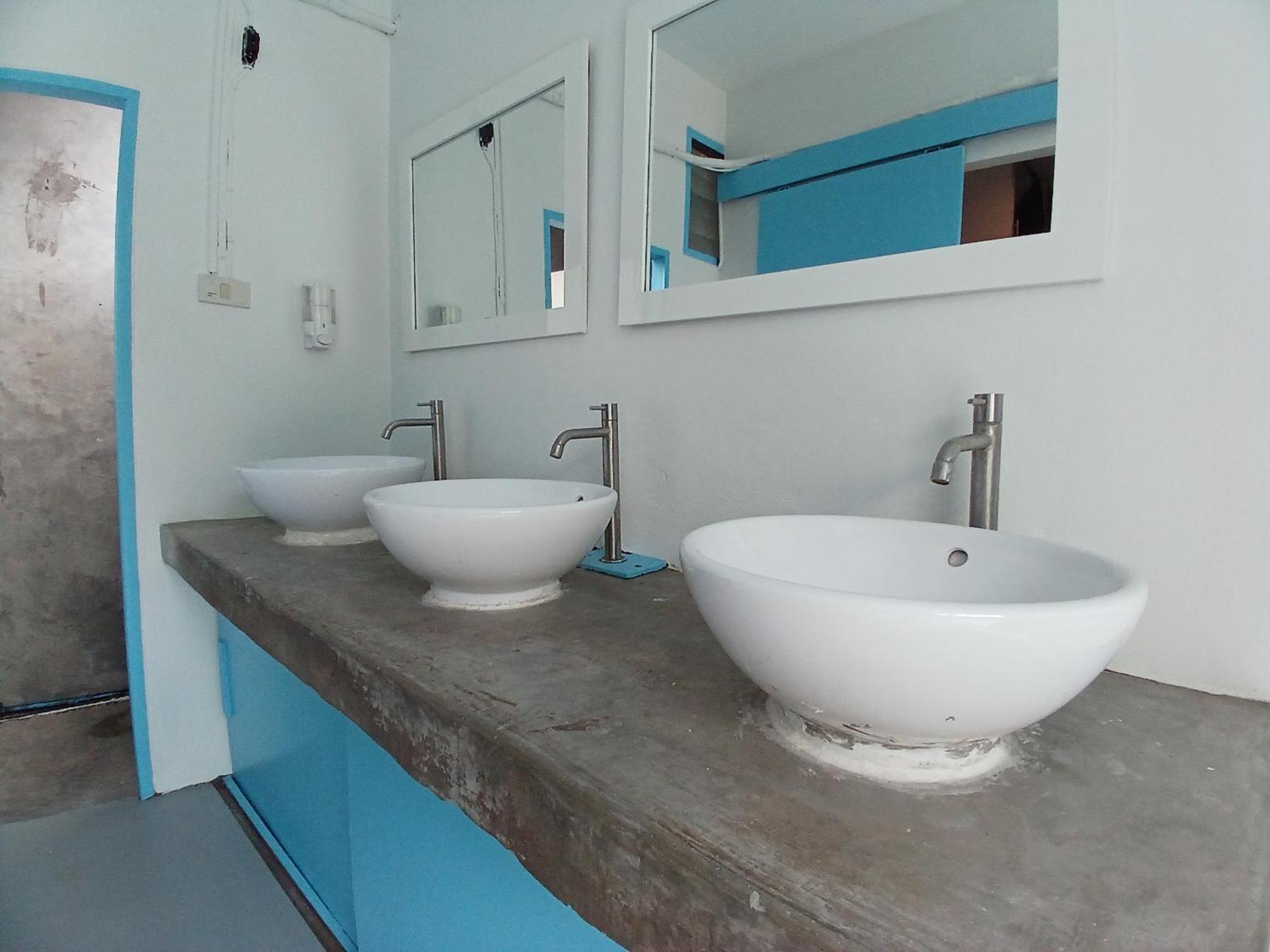 The Hangout Hostel Ao Nang المظهر الخارجي الصورة