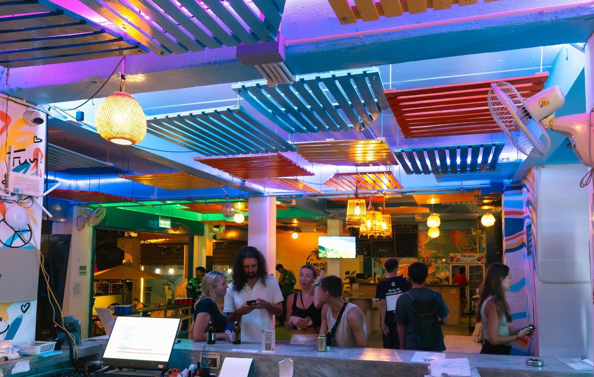 The Hangout Hostel Ao Nang المظهر الخارجي الصورة